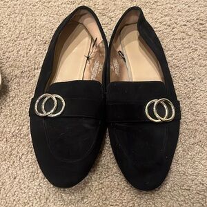 H&M Black Loafer with gold accent size 9.5